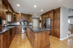 5600 Webster St, Downers Grove, IL 60516, USA Photo 5