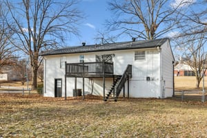 7740 - 5601 NE San Rafael Dr_029.jpg