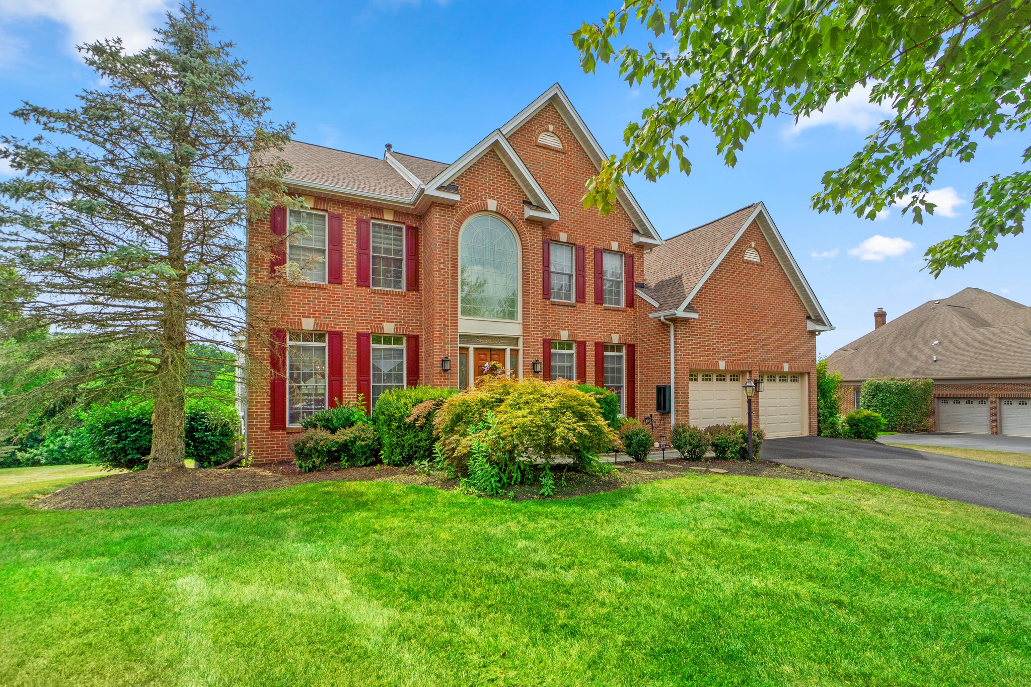 02. Front exterior.jpg