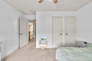 25. Upper bedroom.jpg