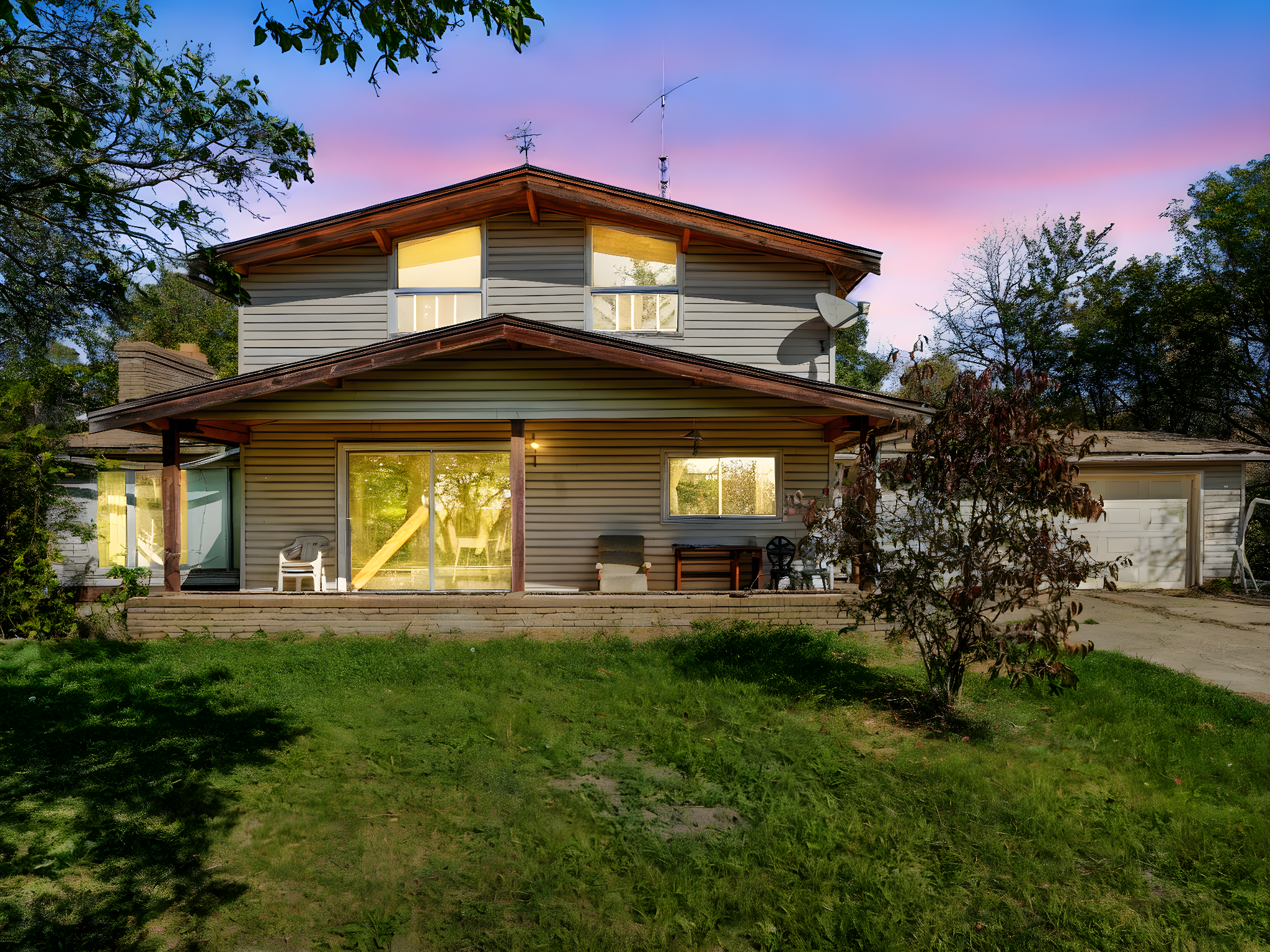 VX - Exterior Image - (4) day to dusk.jpeg