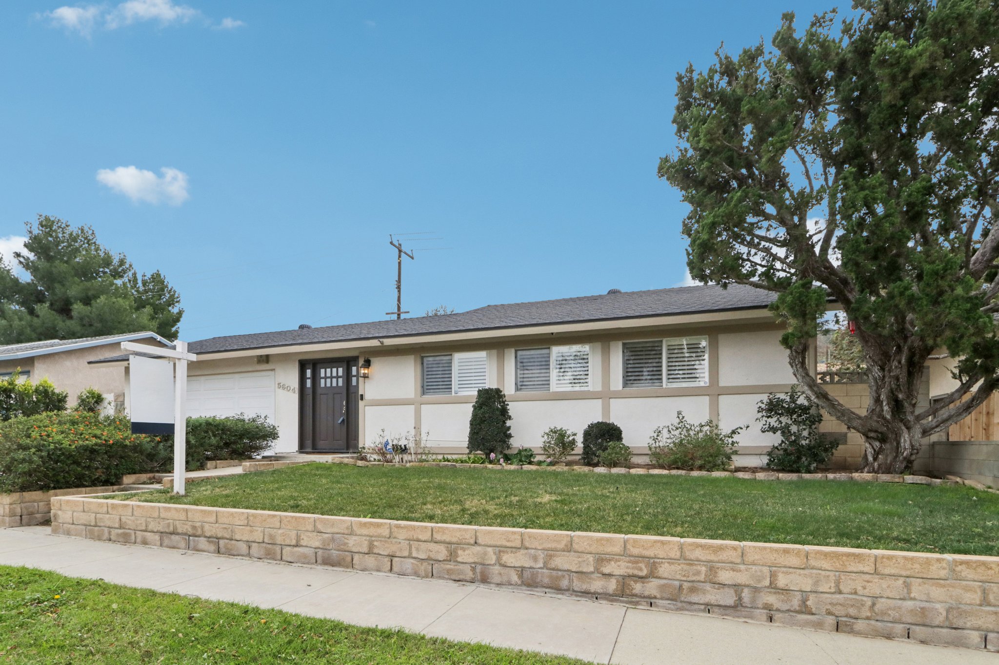 Katherine St-S3112-002.jpg