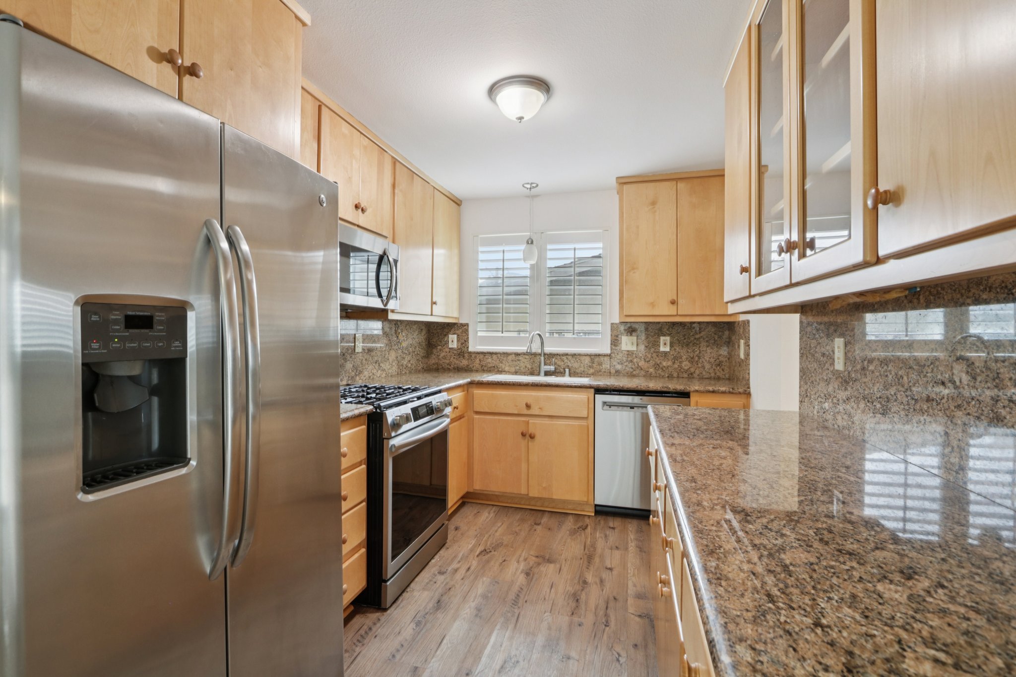 Katherine St-S3112-012.jpg