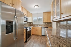 Katherine St-S3112-012.jpg