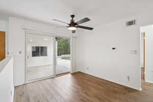 Katherine St-S3112-017.jpg