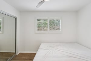 Katherine St-S3112-025.jpg