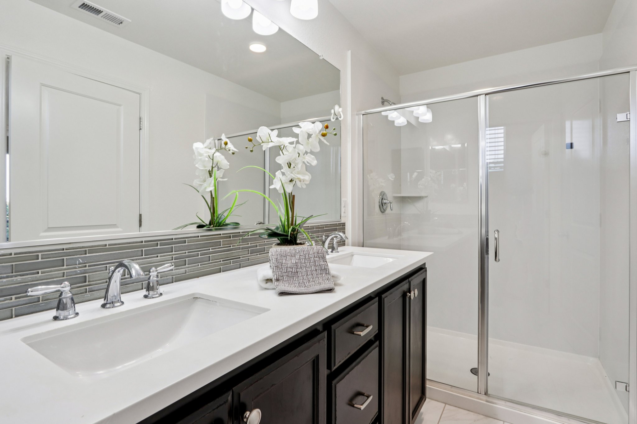 Pandorea Terrace-S0703-033.jpg