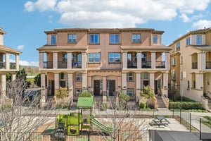 Pandorea Terrace-S0703-038.jpg