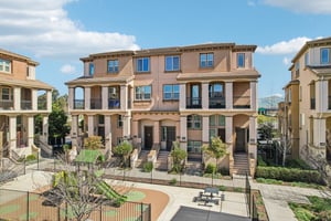 Pandorea Terrace-S0703-039.jpg