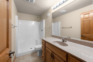  Photo 0