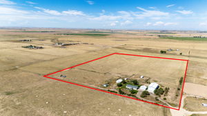Property Lines are Approximate and not a survey