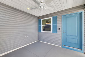 Lanai and Front Entry