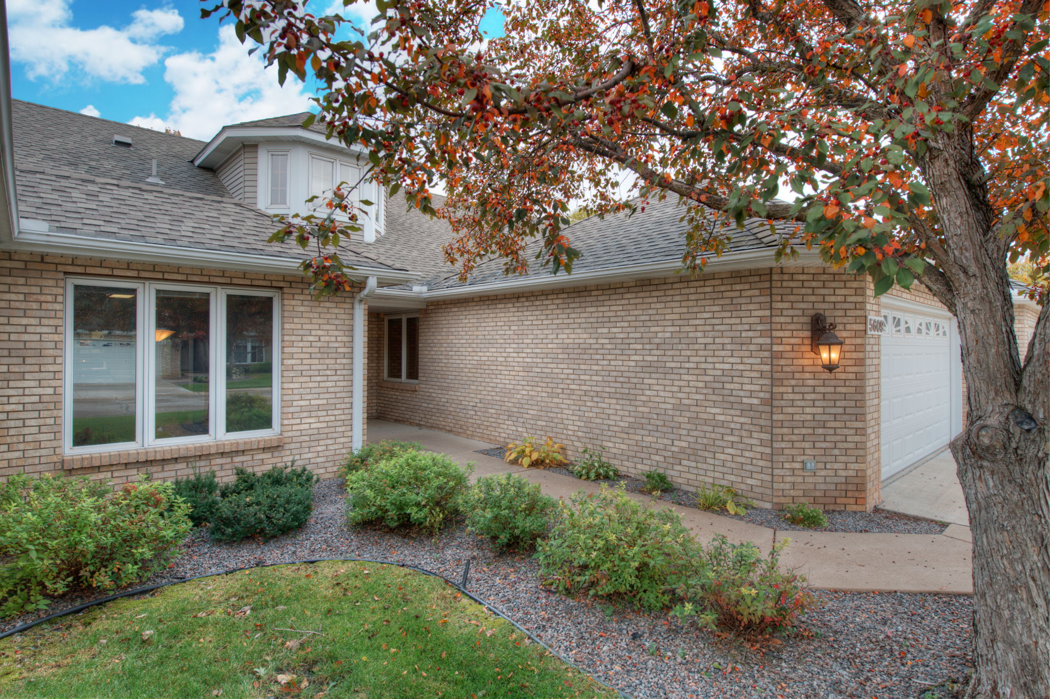  5609 Dunlap Ave North, Shoreview, MN 55126, US