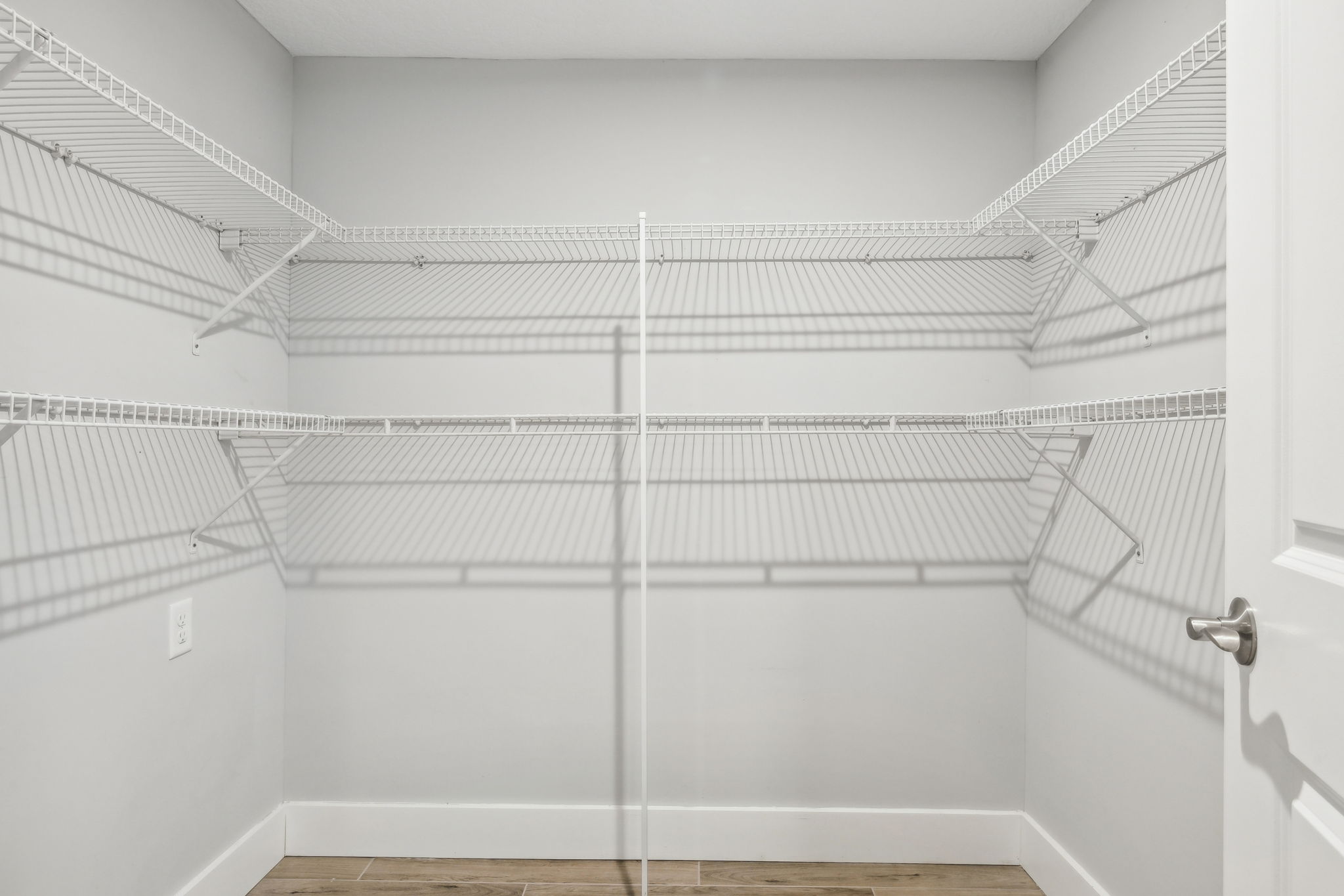 Walk-in Pantry