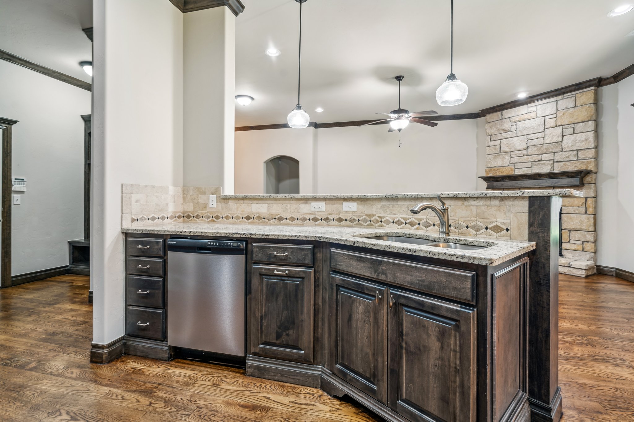 5609 Sanderling Rd_014.jpg