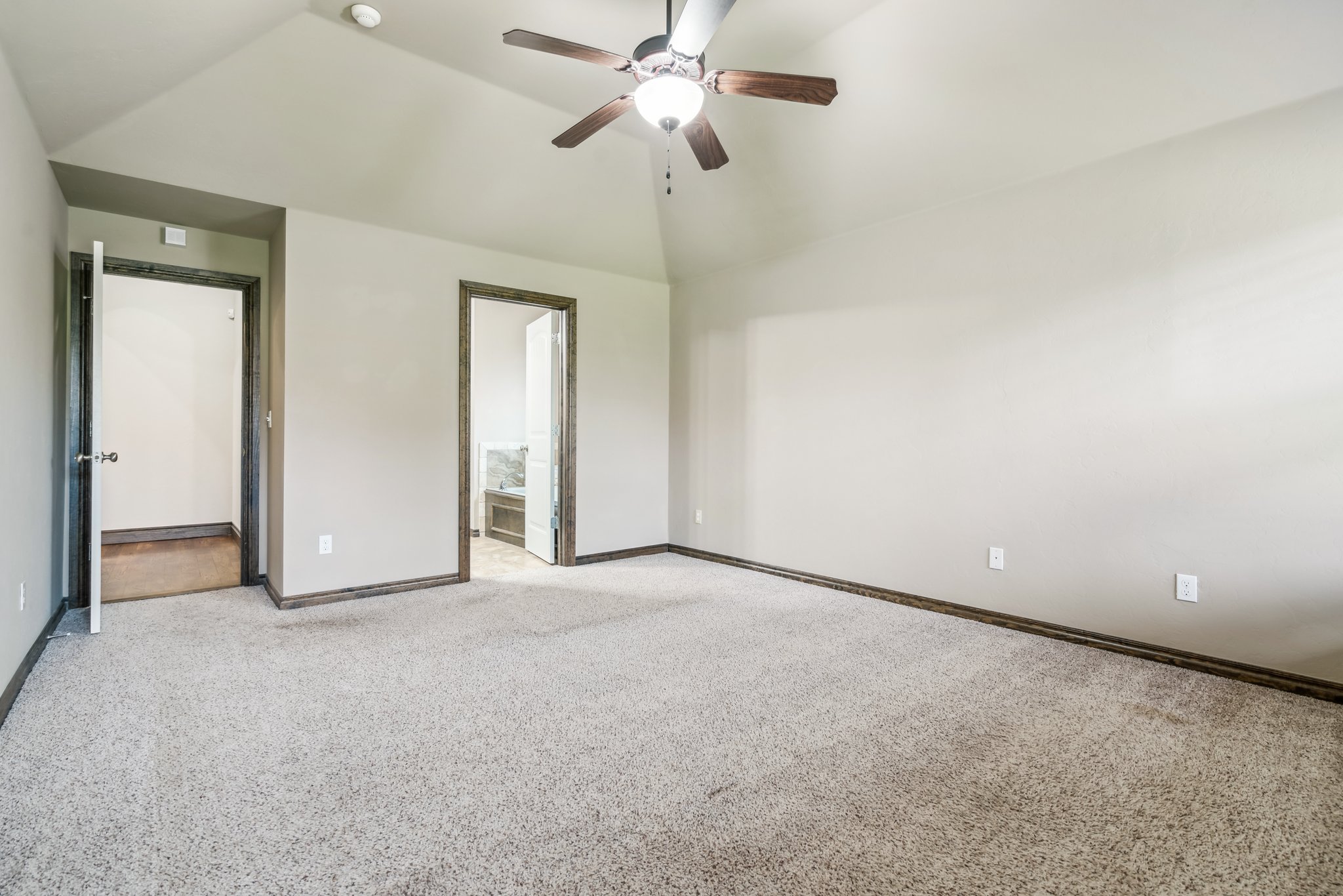 5609 Sanderling Rd_020.jpg