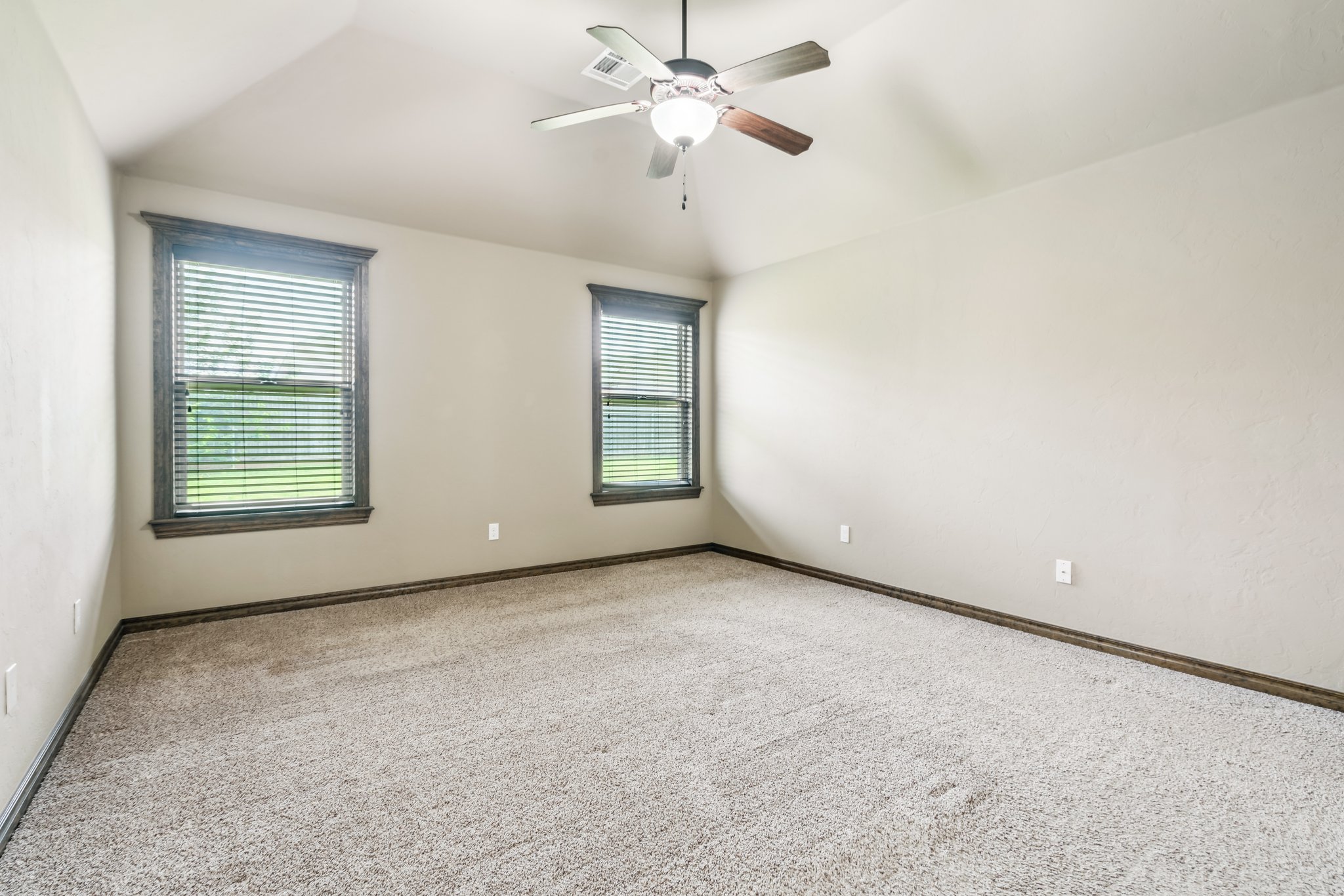 5609 Sanderling Rd_021.jpg