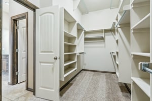 5609 Sanderling Rd_027.jpg