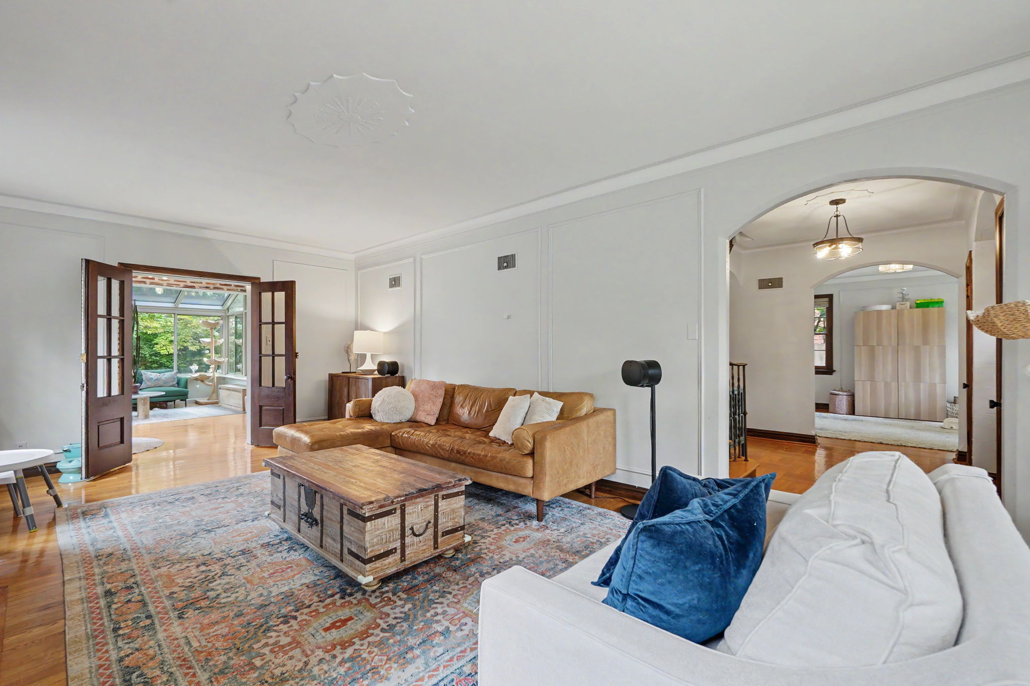 561 Bedford Ave, University City, MO 63130, USA Photo 16