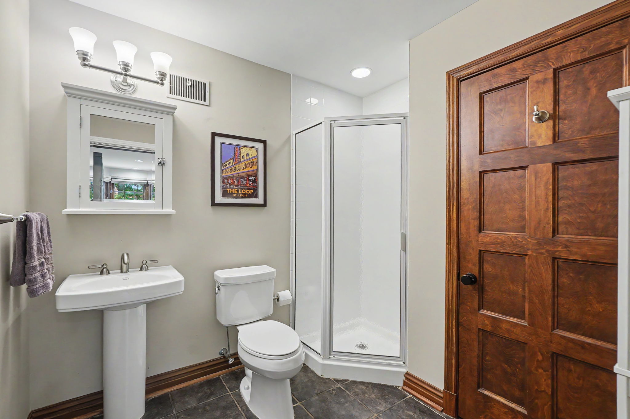 561 Bedford Ave, University City, MO 63130, USA Photo 24