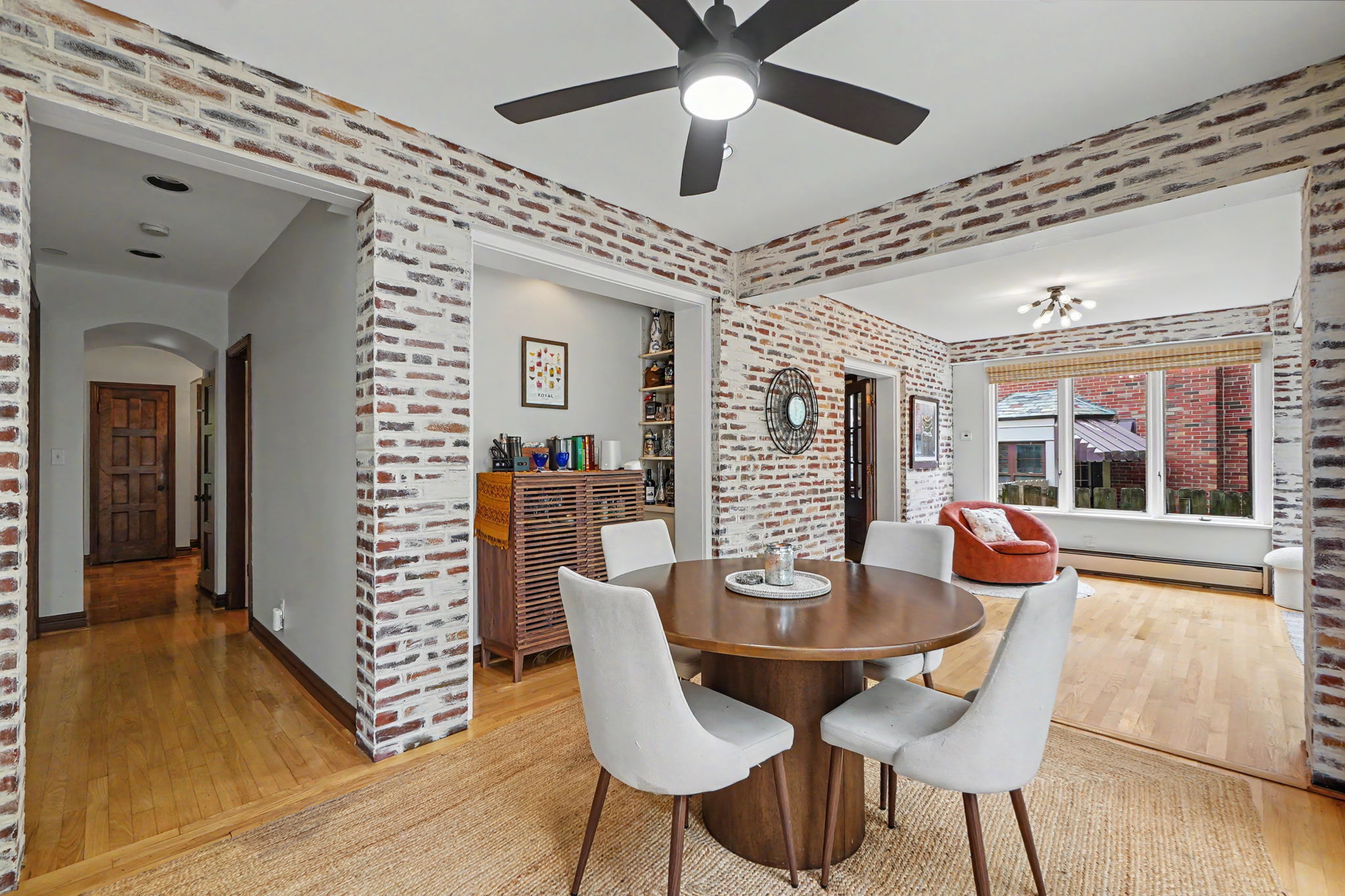 561 Bedford Ave, University City, MO 63130, USA Photo 26