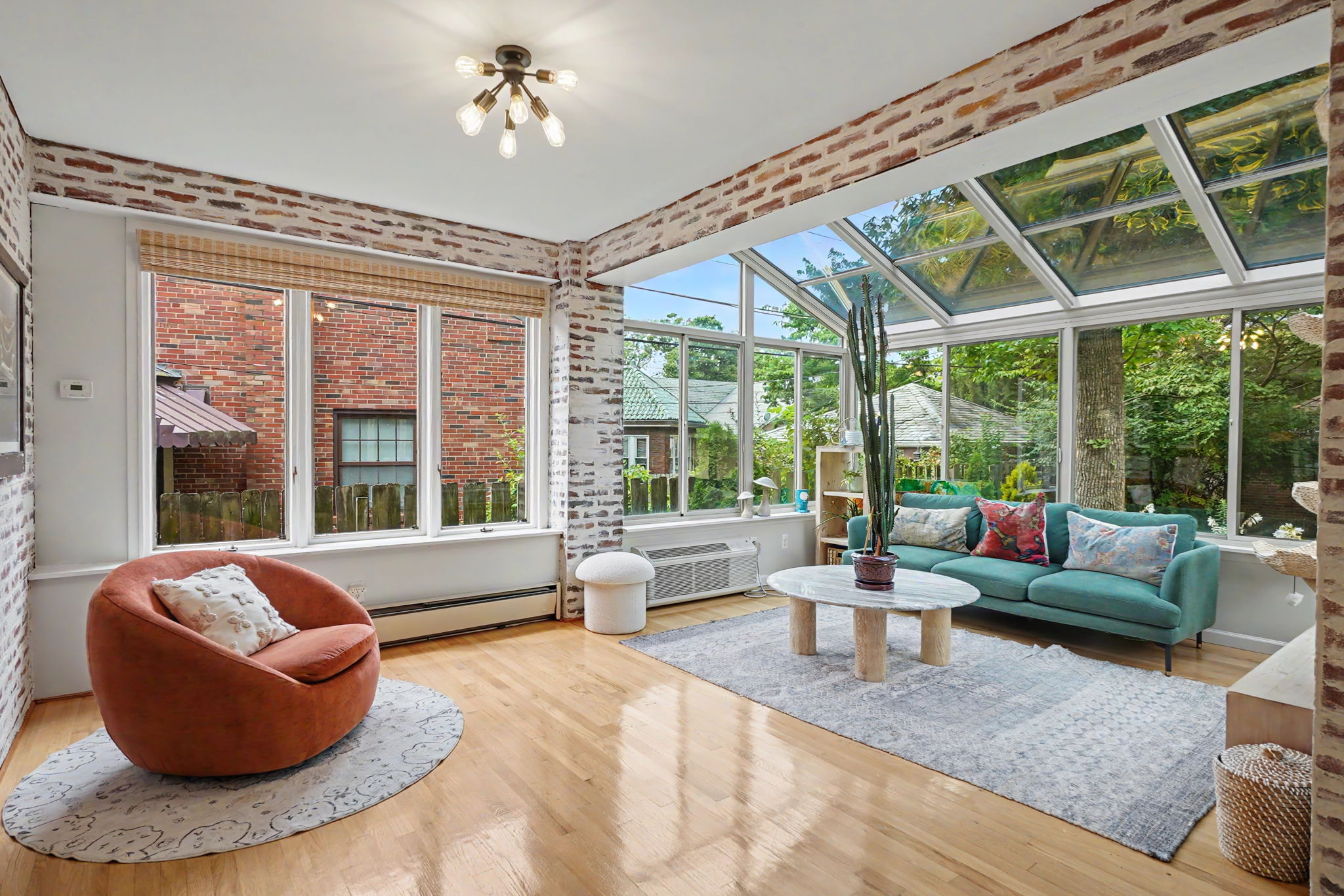 561 Bedford Ave, University City, MO 63130, USA Photo 27
