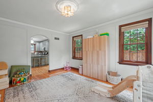 561 Bedford Ave, University City, MO 63130, USA Photo 18