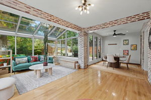 561 Bedford Ave, University City, MO 63130, USA Photo 27