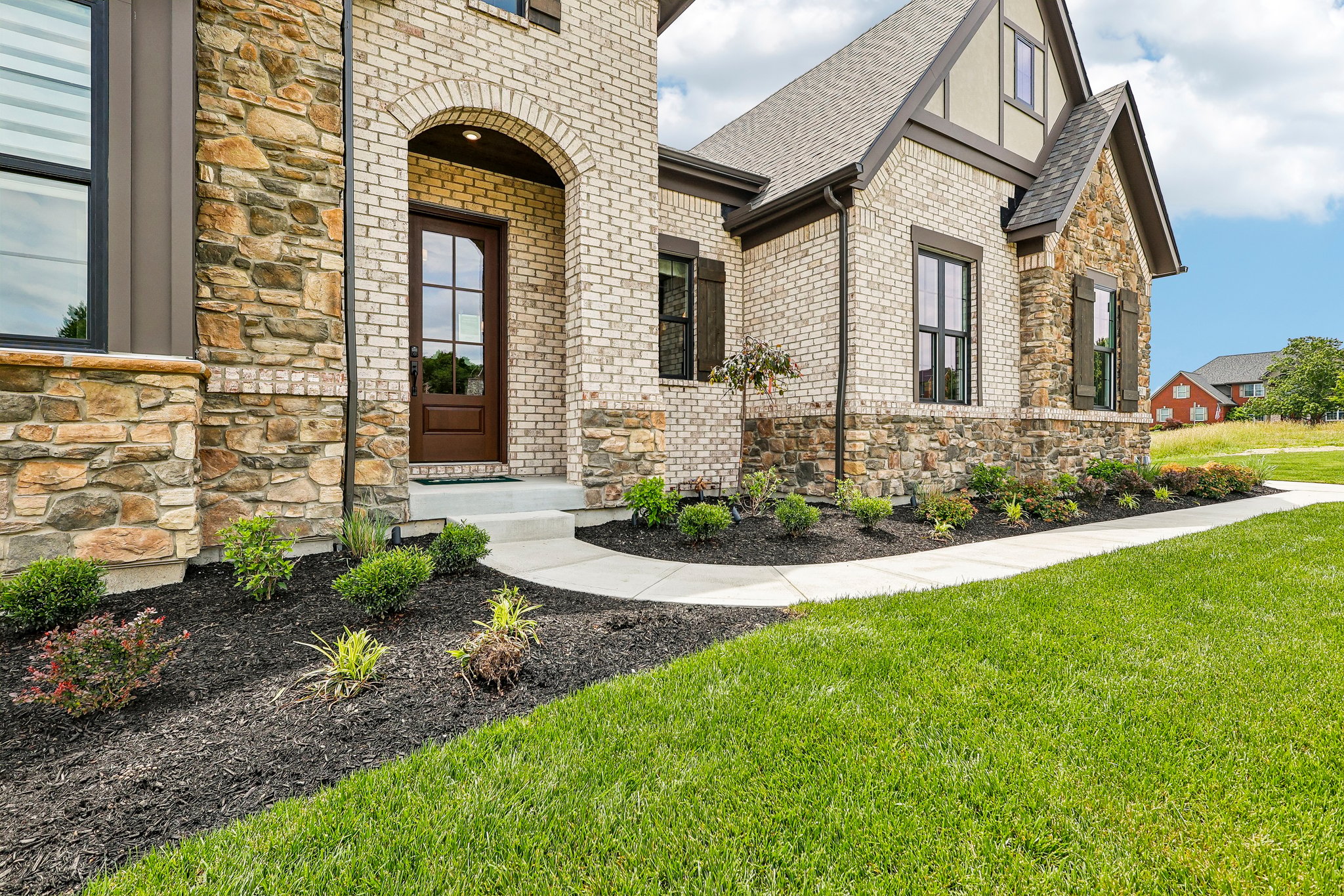 BLUESTEM DR-S0206-004.jpg
