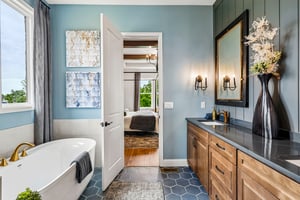 BLUESTEM DR-S0206-059.jpg