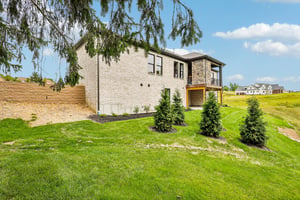 BLUESTEM DR-S0206-094.jpg