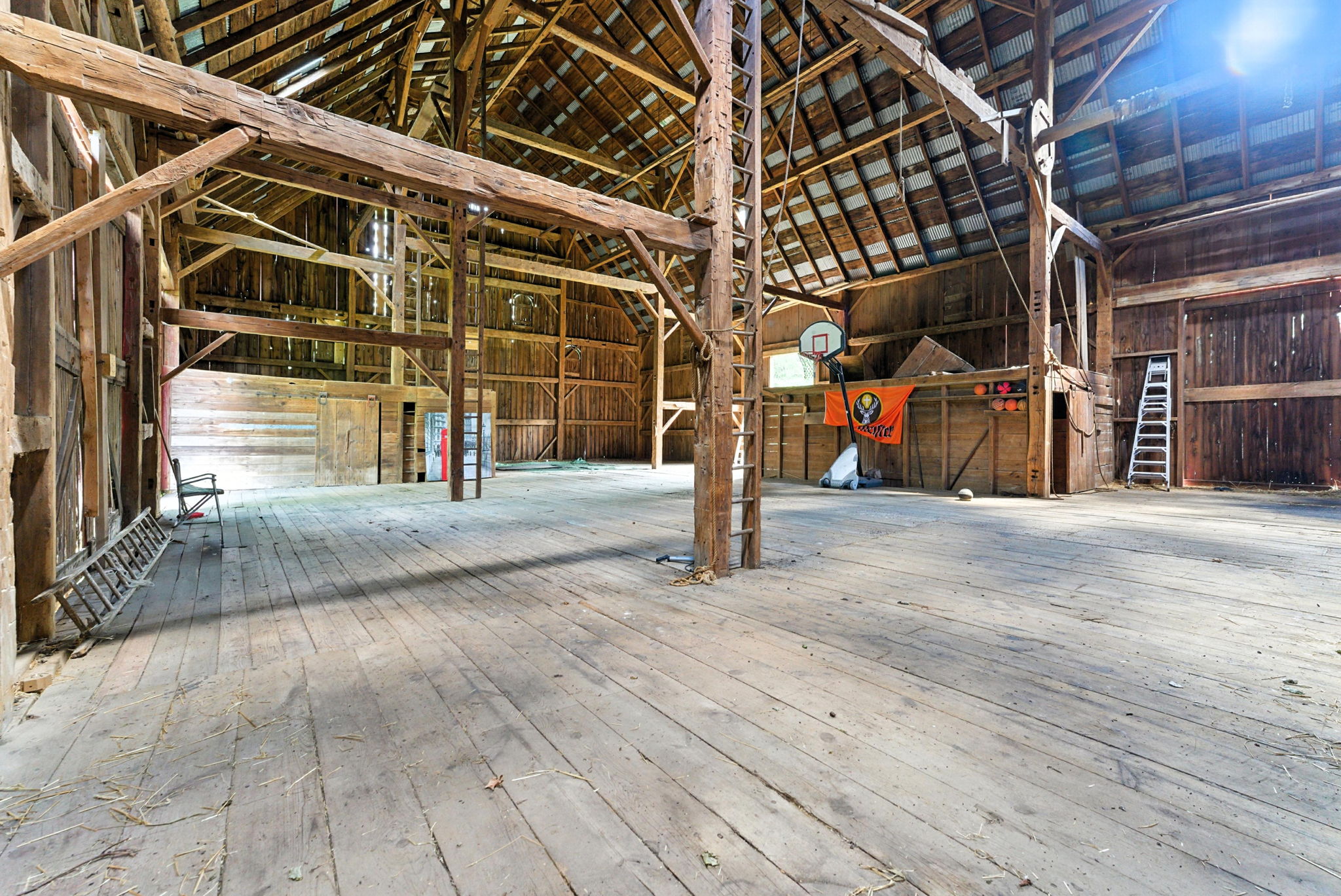  Photo 34