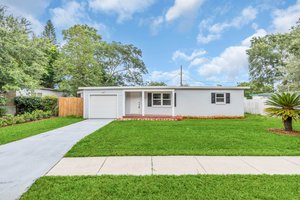 561 Kentia Rd, Casselberry, FL 32707, USA Photo 1