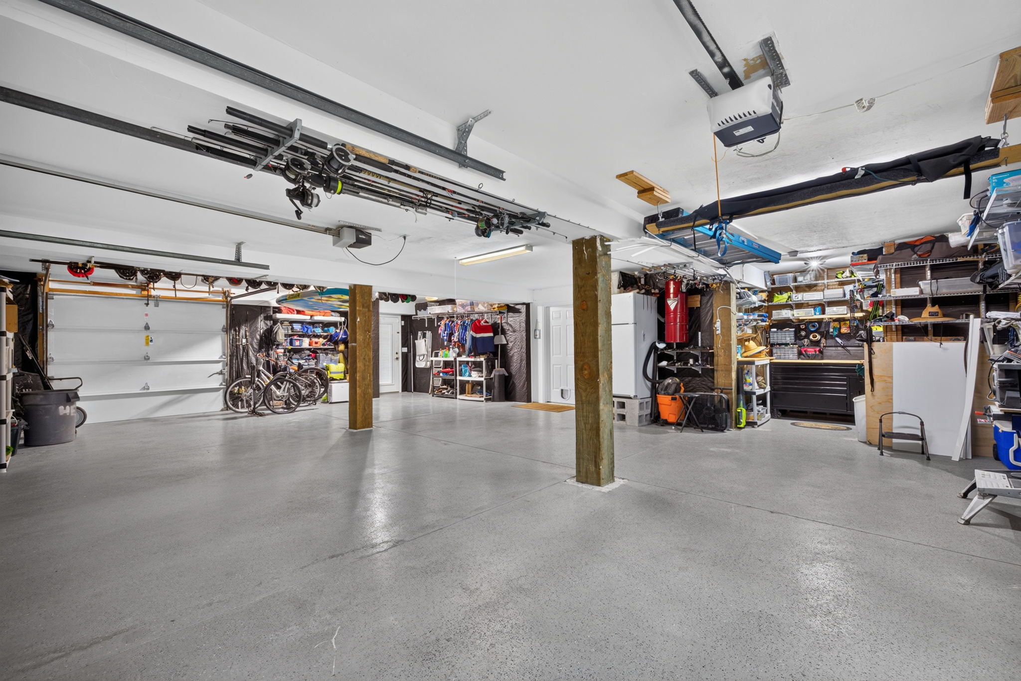 Garage 2 of 2