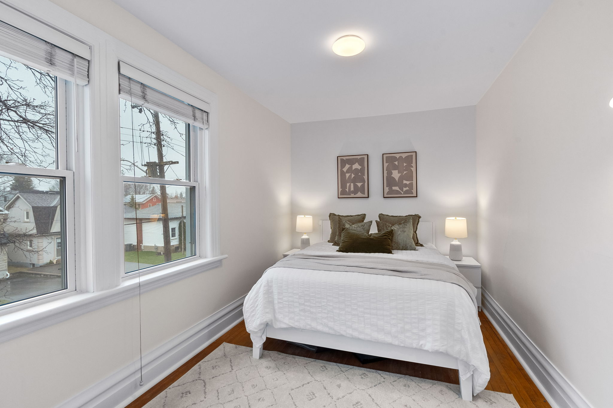 Roosevelt Ave Ottawa InsideOut Media