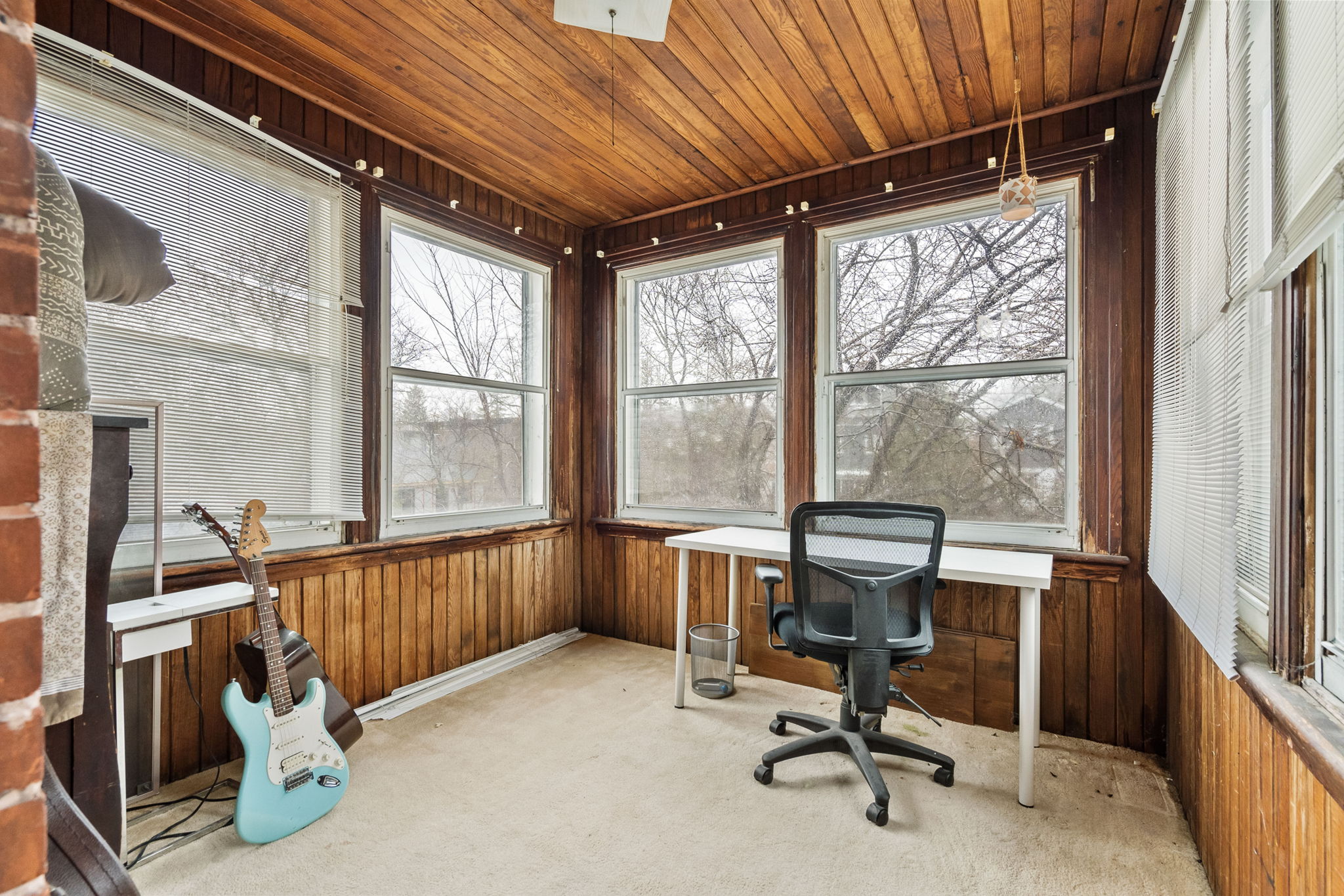 Roosevelt Ave Ottawa InsideOut Media