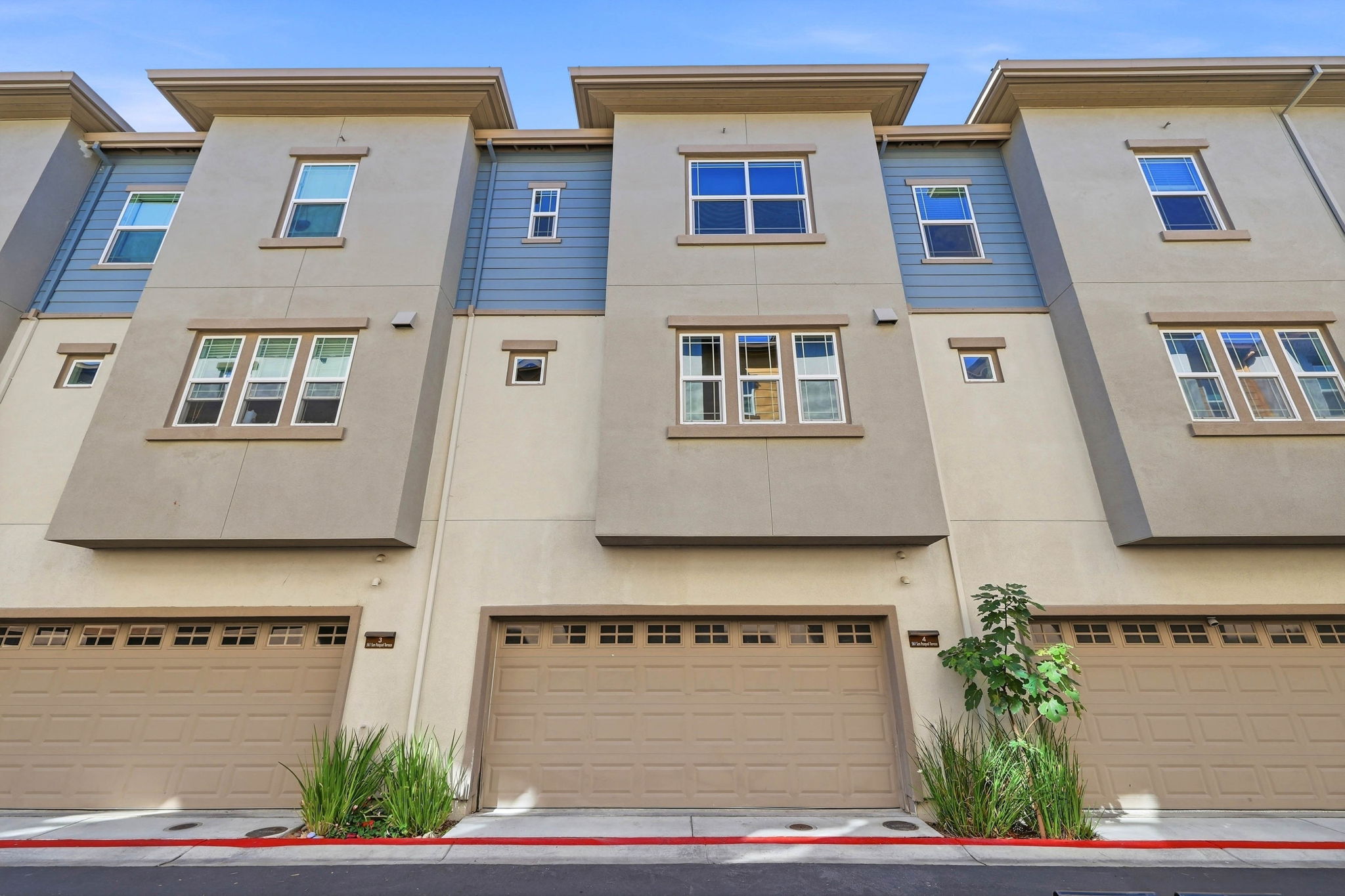 039_F8_561 San Pasqual Ter apt 4