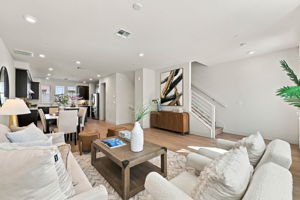 007_F8_561 San Pasqual Ter apt 4