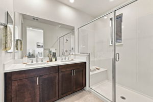 031_F8_561 San Pasqual Ter apt 4
