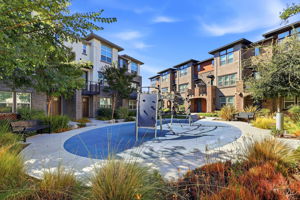 041_F8_561 San Pasqual Ter apt 4