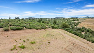 Lot Photo (2)