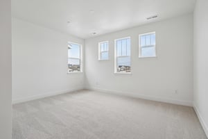 W 142nd Ave-S2604-031.jpg
