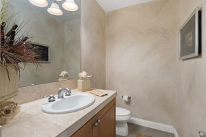  Photo 45