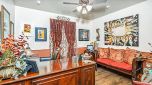 Bedroom/Office