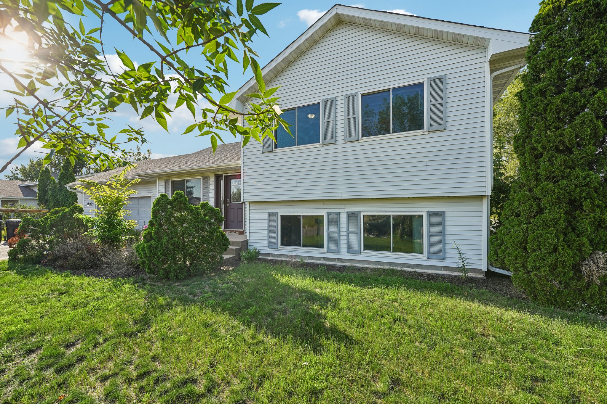 5611 Loon Dr, Big Lake, MN 55309 | Zillow Media Experts