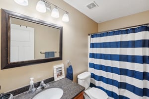 Loon Dr-019.jpg