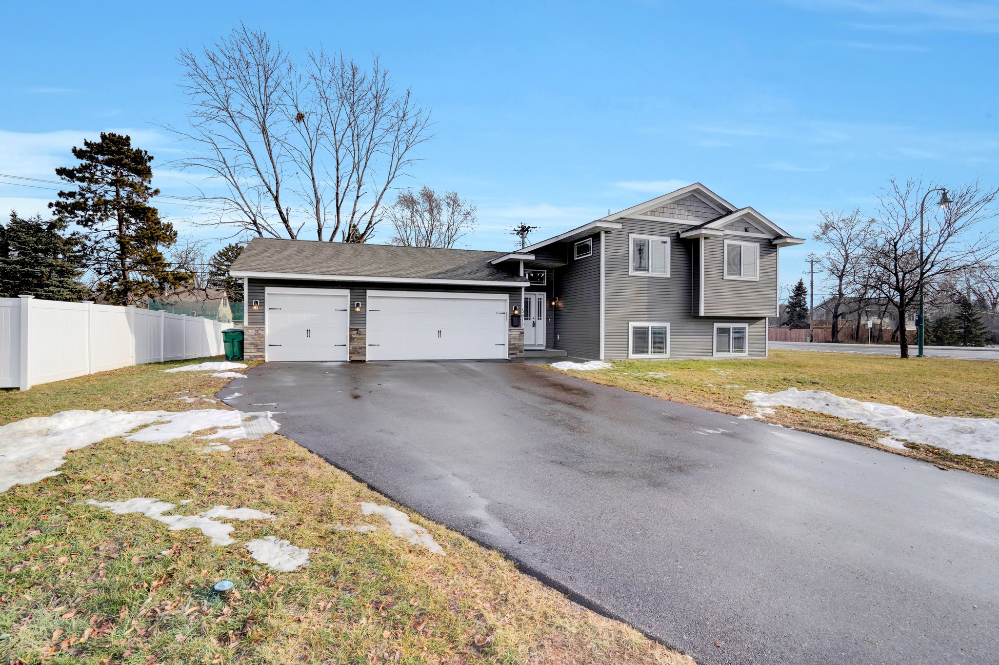 5612 Adair Ave N, Minneapolis, MN 55429, USA Photo 4