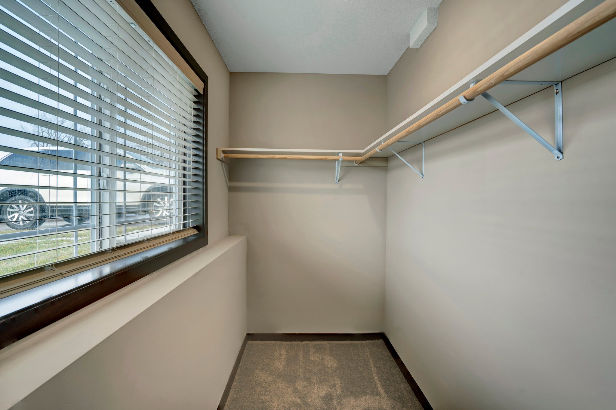 5612 Adair Ave N, Minneapolis, MN 55429, USA Photo 24