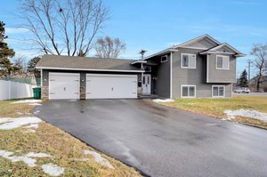 5612 Adair Ave N, Minneapolis, MN 55429, USA Photo 2
