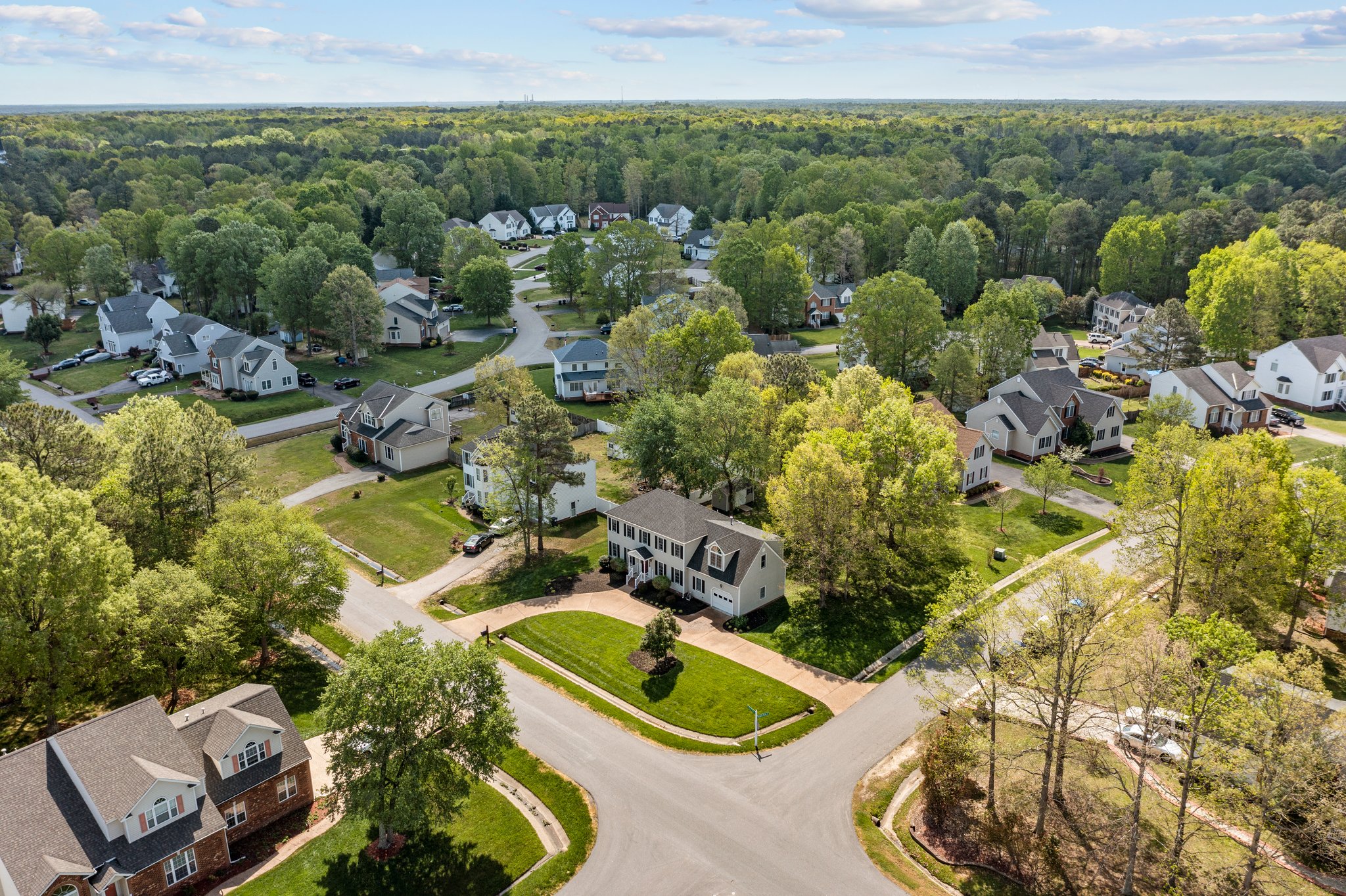 Manor Dr, Richmond, VA 23230, USA Photo 15